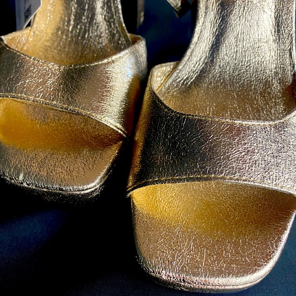 Zara - Picture 4 of 4